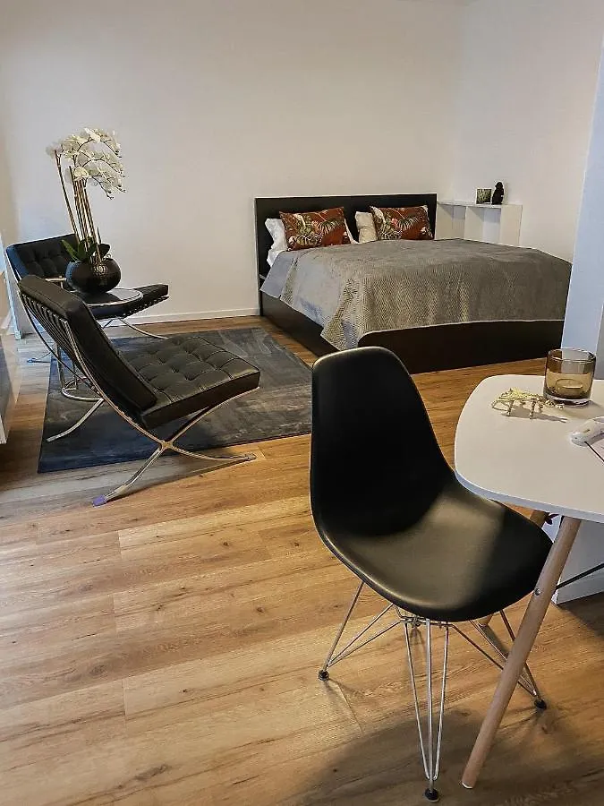 Burg 9 Boardinghouse Apartment Dusseldorf 0*,  Germany